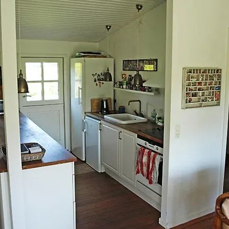 About 200 Meters From The Water 度假居 Spodsbjerg